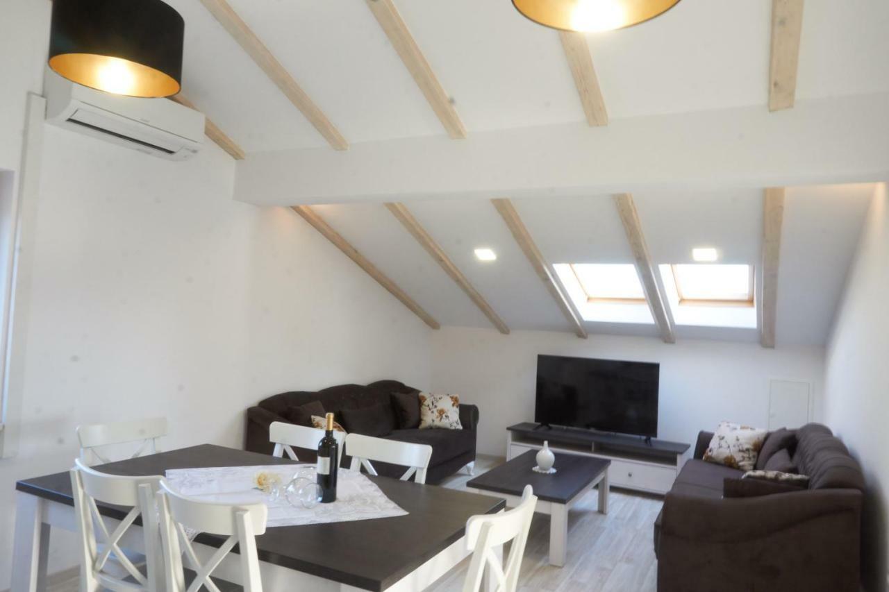 Apartman Balancana Kaštela Exteriör bild
